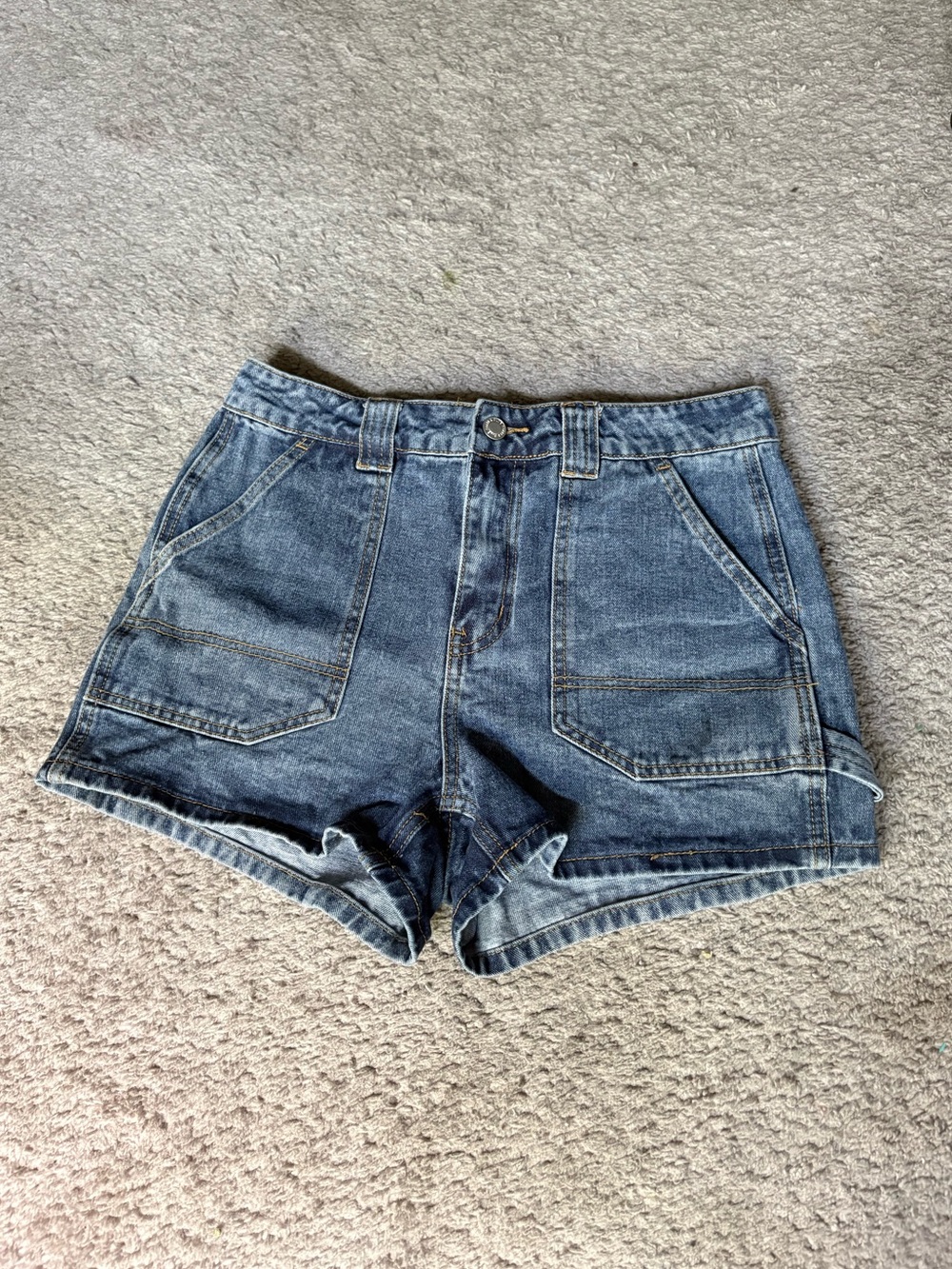 Classic High-Rise Denim Women’s Cargo Shorts - Blue
